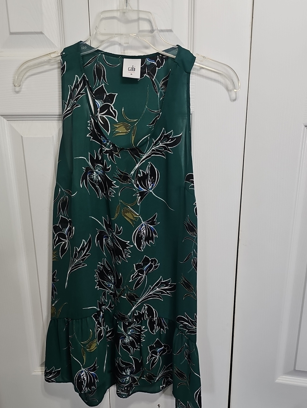 Cabi  sleeveless tank